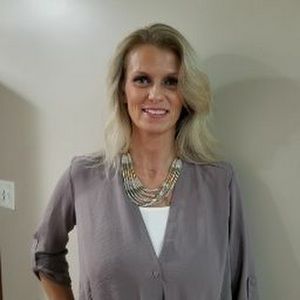 Meet your Posher, Wendy